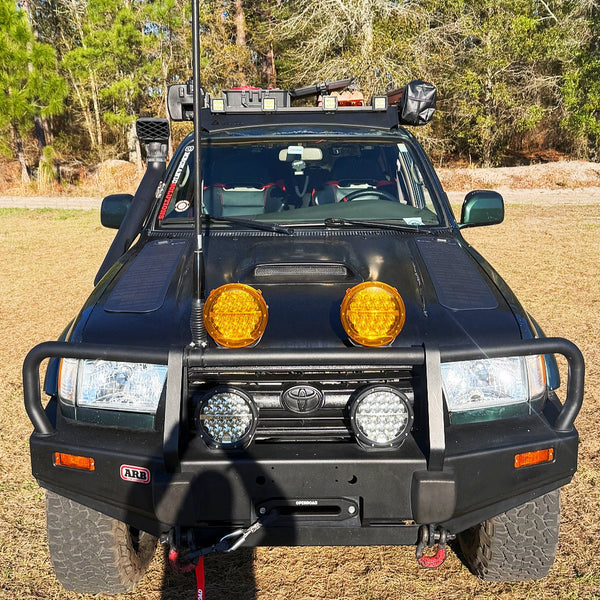 Toyota_4Runner_with_Scoop_Lensun_50W_Hood_Flexible_Solar_Panel-1